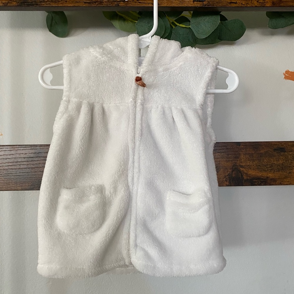 cute baby vest. 18 months. carters